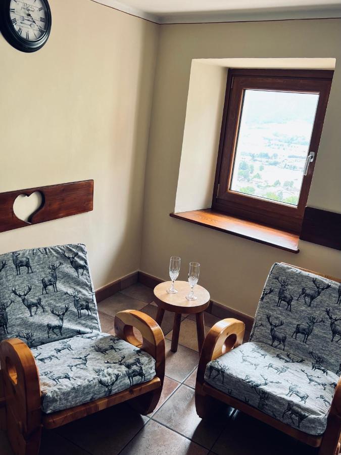 Profumo Di Legno Apartment อาออสตา ภายนอก รูปภาพ