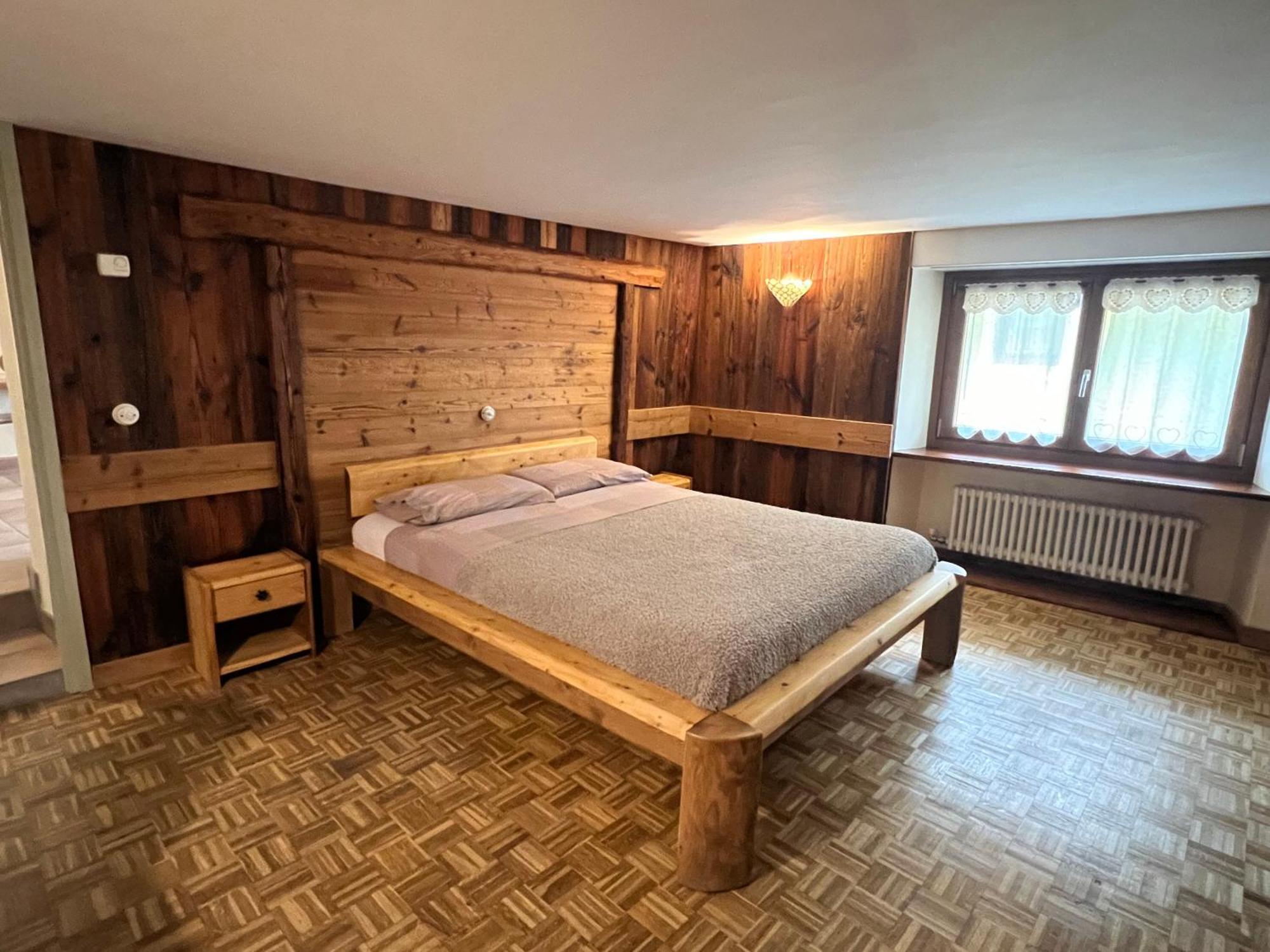 Profumo Di Legno Apartment อาออสตา ภายนอก รูปภาพ